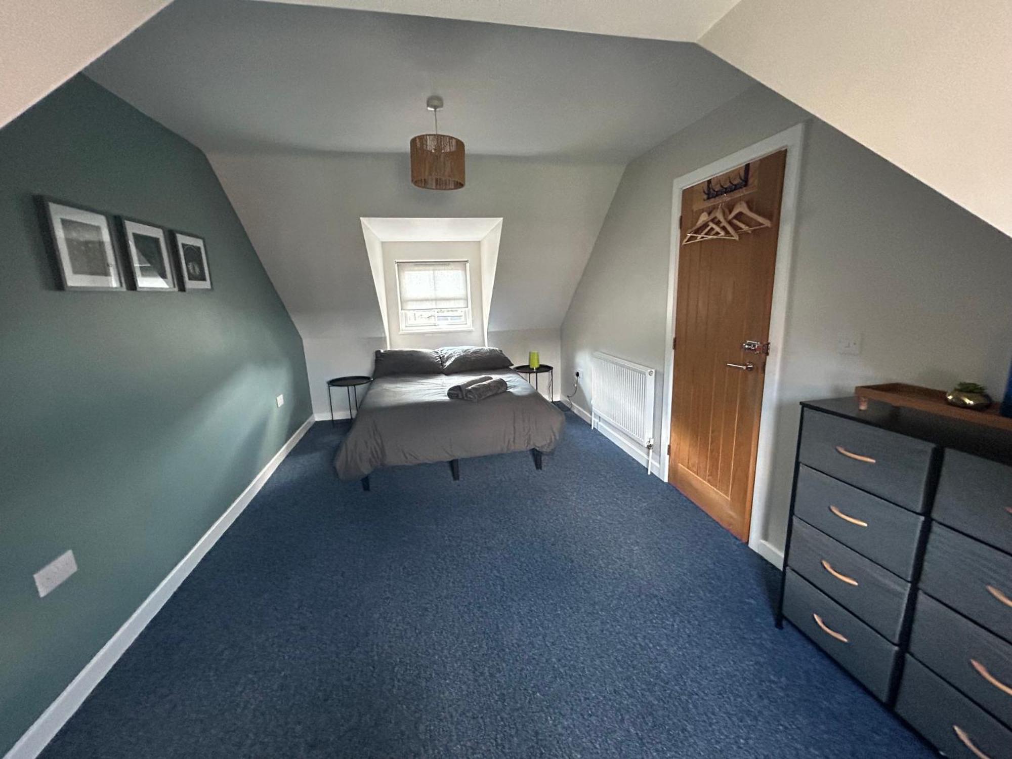 Double Room Yeovil Town Centre Exterior photo